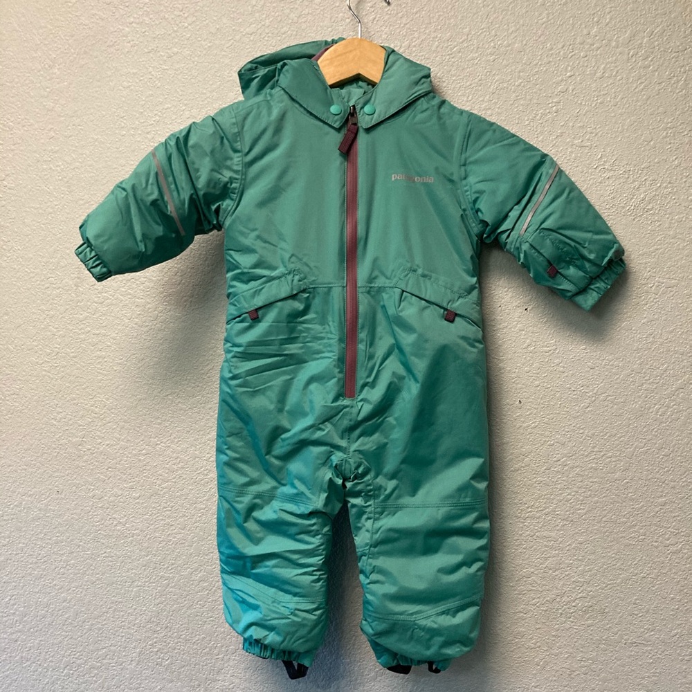 Patagonia Baby Snow Pile Onesie Girls
